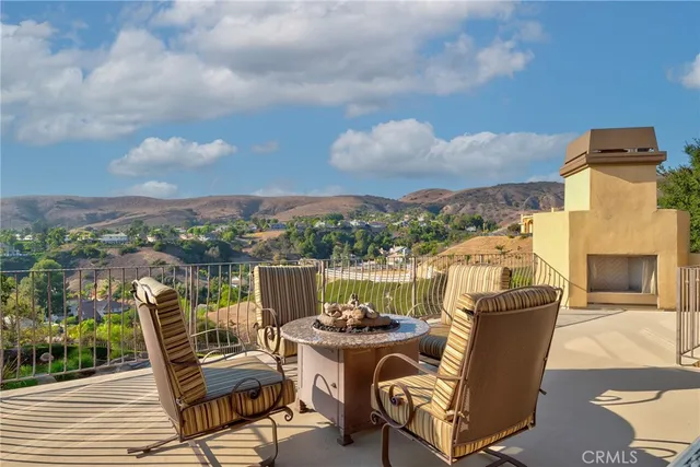 a view of a lake with a yard