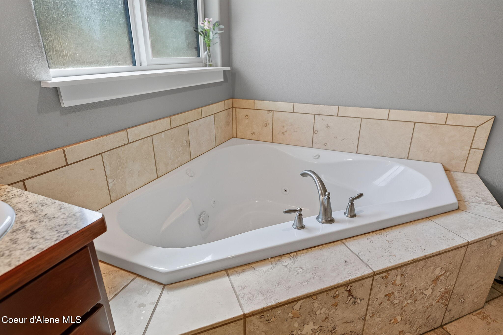 205 Old Farm Road Pinehurst, ID 83850 - Photo 38 of 91 Master Bath