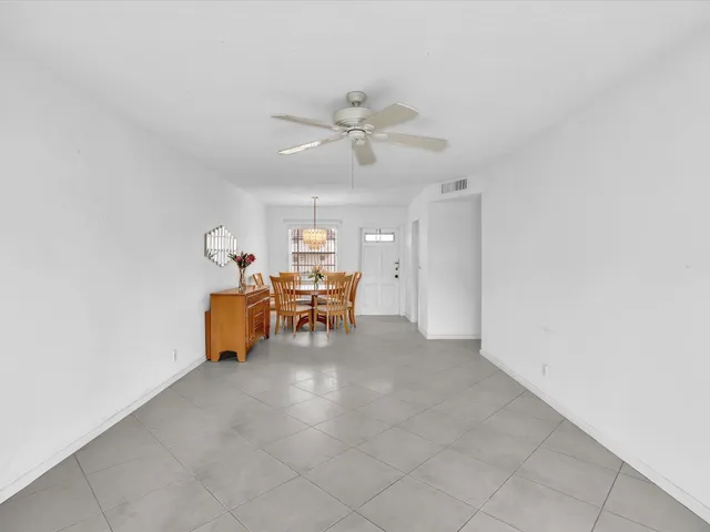 $90,000 | 300 Northeast 20th Street, Unit 411, Boca Raton, FL 33431
