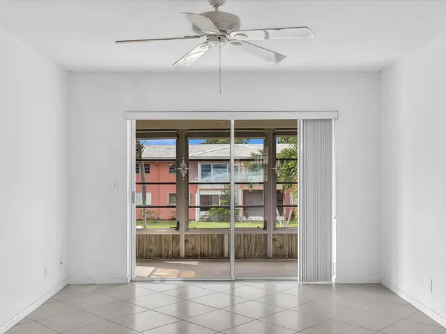 $90,000 | 300 Northeast 20th Street, Unit 411, Boca Raton, FL 33431