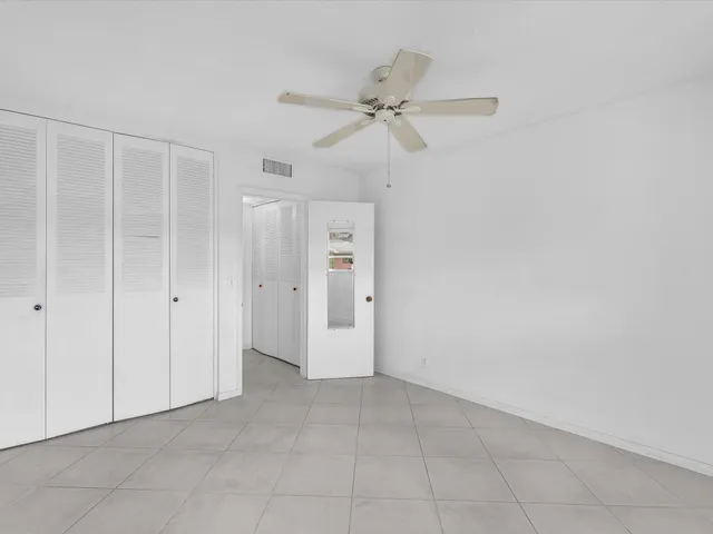 $90,000 | 300 Northeast 20th Street, Unit 411, Boca Raton, FL 33431