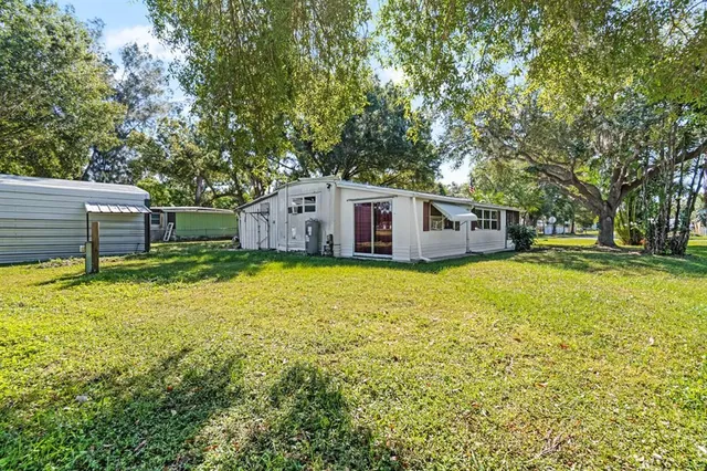 $1,400 | 105 Domino Drive North, Ruskin, FL 33570