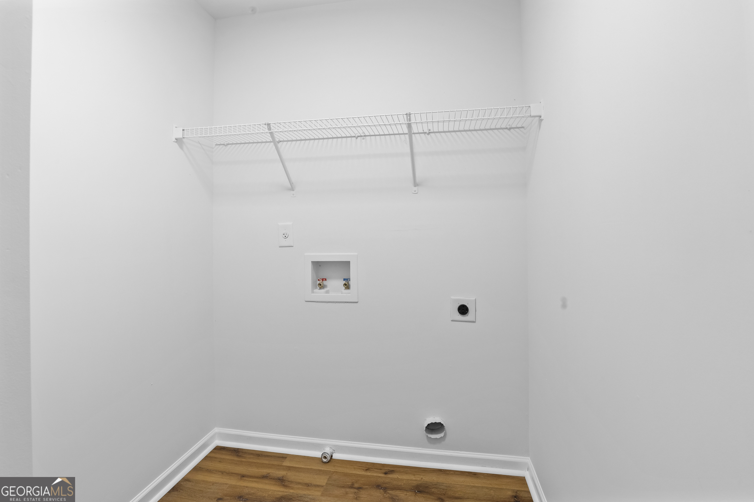 200 Snow Bird Drive Hampton, GA 30228 - Photo 43 of 55 a view of a small space