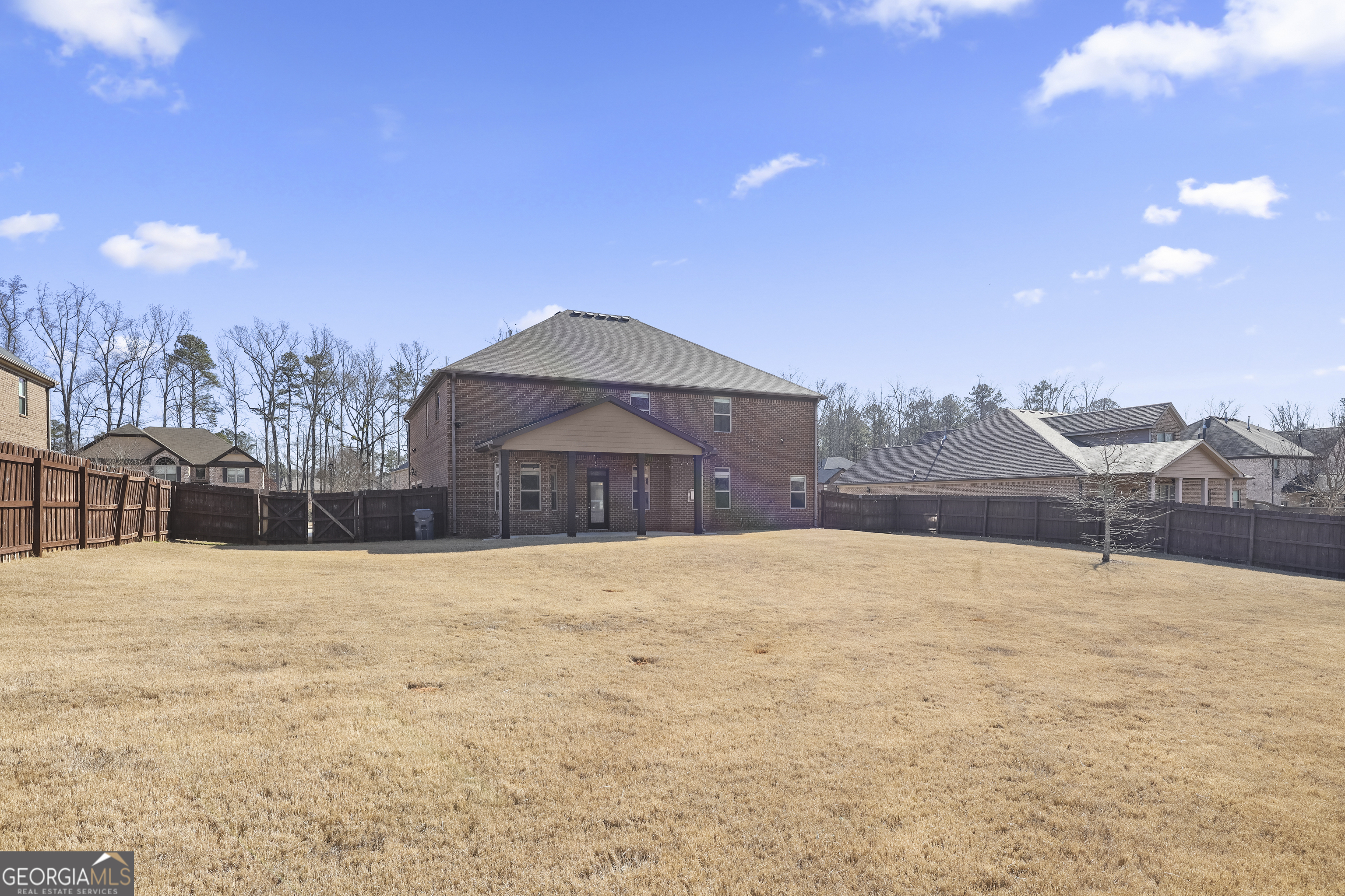 200 Snow Bird Drive Hampton, GA 30228 - Photo 49 of 55 a large hall with table and chairs