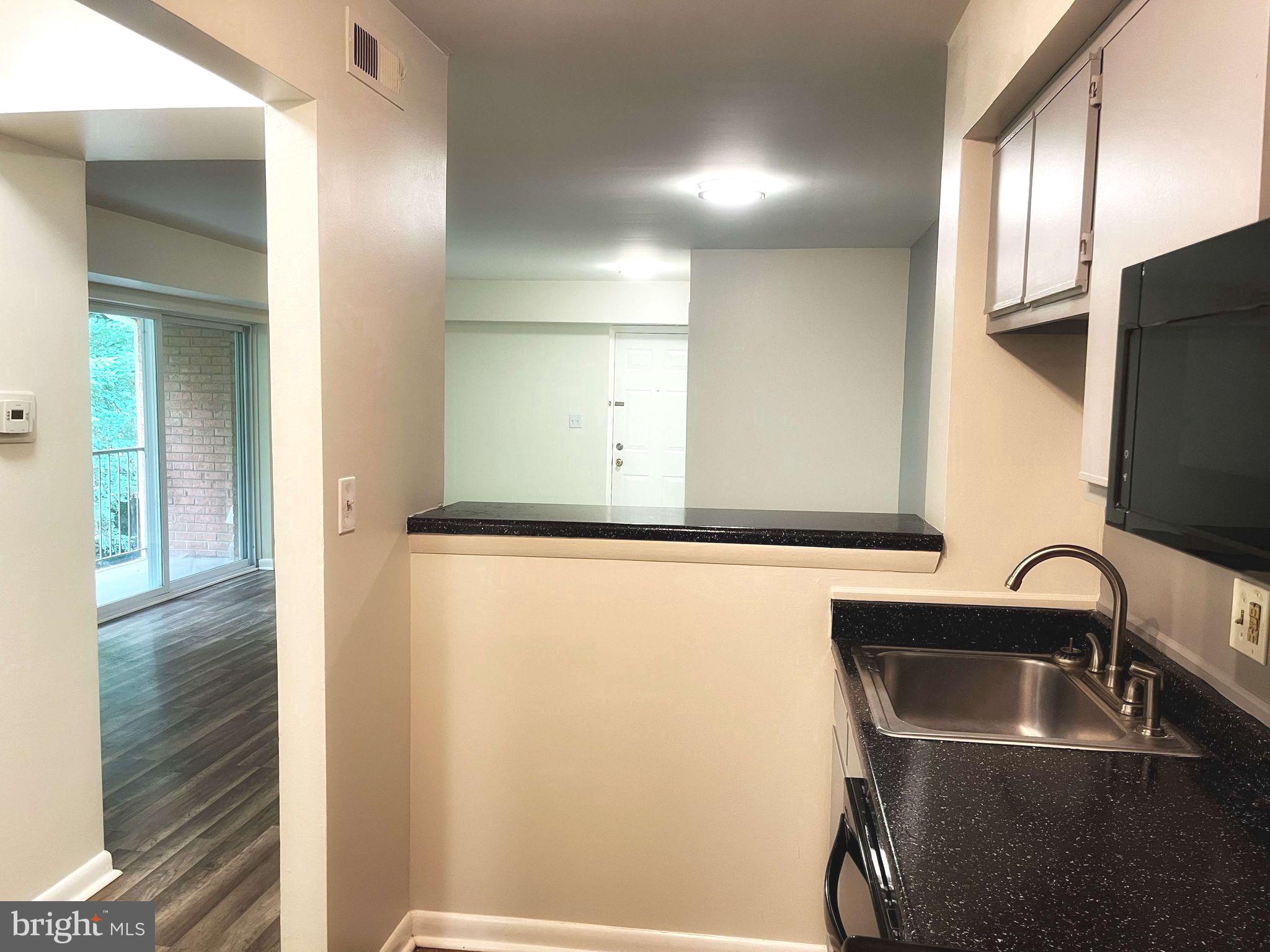 2656 Bowen Road Southeast, Unit 402 Washington, DC 20020 - Photo 4 of 18