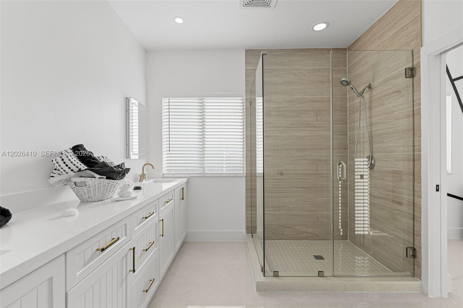 1680 Southwest 154th Path Miami, FL 33185 - Photo 23 of 51