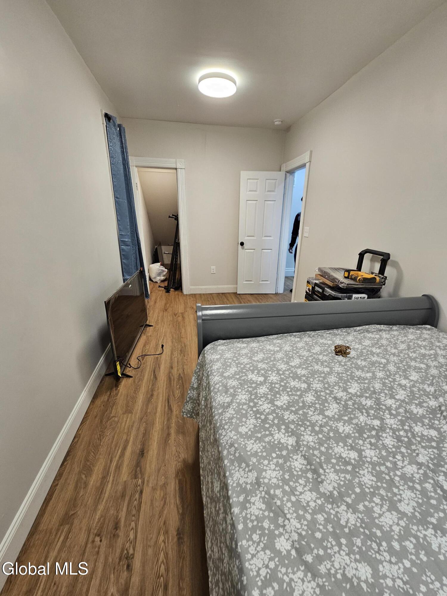 91 Division Street Schenectady, NY 12304 - Photo 3 of 20 Bedroom Primary