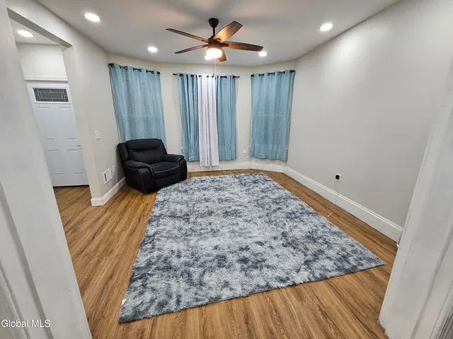 $1,850 | 91 Division Street, Schenectady, NY 12304