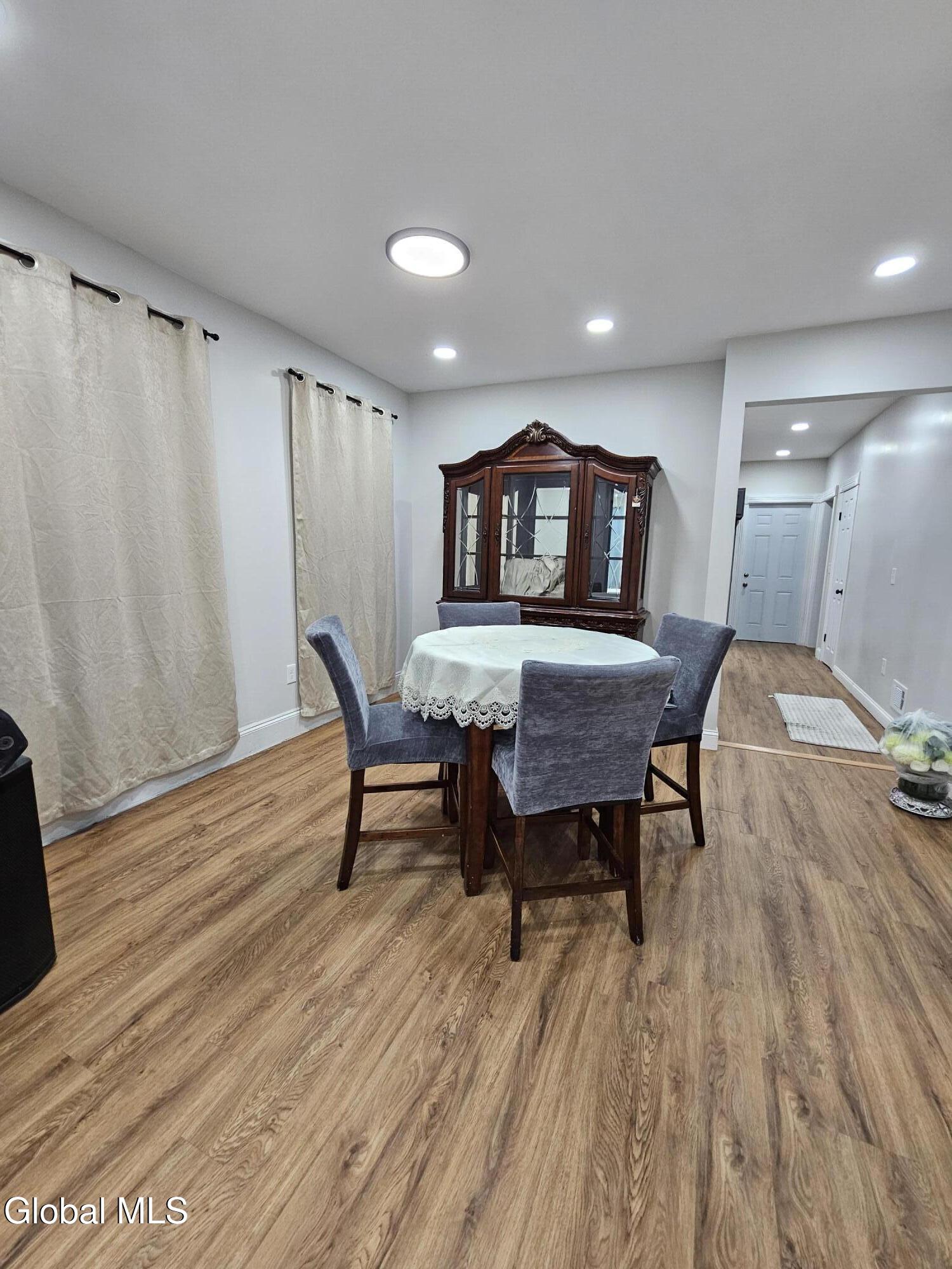 91 Division Street Schenectady, NY 12304 - Photo 9 of 20 Dining Room