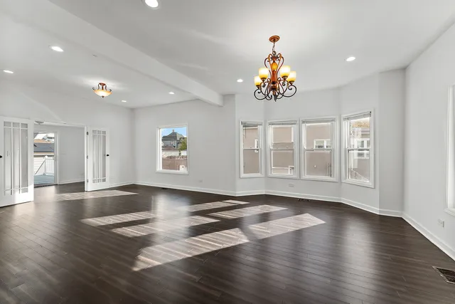 $400,000 | 401 South 18th Avenue, Maywood, IL 60153