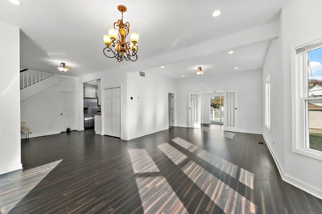 $400,000 | 401 South 18th Avenue, Maywood, IL 60153