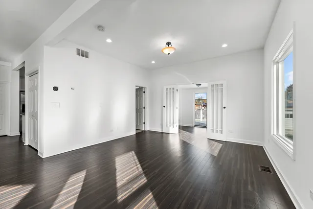 $400,000 | 401 South 18th Avenue, Maywood, IL 60153