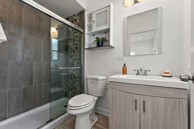 $400,000 | 401 South 18th Avenue, Maywood, IL 60153