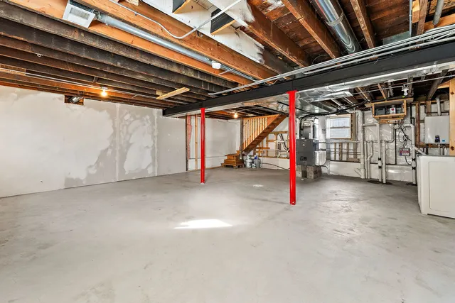 $400,000 | 401 South 18th Avenue, Maywood, IL 60153