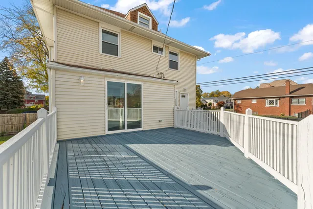 $400,000 | 401 South 18th Avenue, Maywood, IL 60153