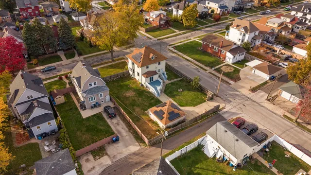 $400,000 | 401 South 18th Avenue, Maywood, IL 60153