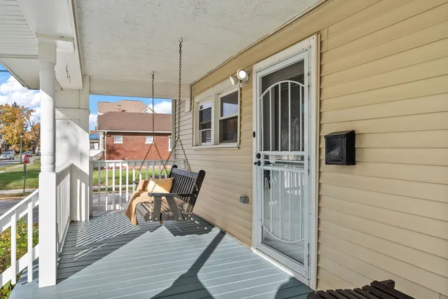 $400,000 | 401 South 18th Avenue, Maywood, IL 60153