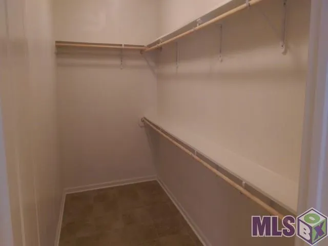 $2,000 | 717 Greenwich Drive, Baton Rouge, LA 70820