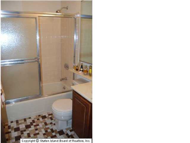 137 Devon Loop, Unit A Staten Island, NY 10314 - Photo 16 of 20 Additional Photo