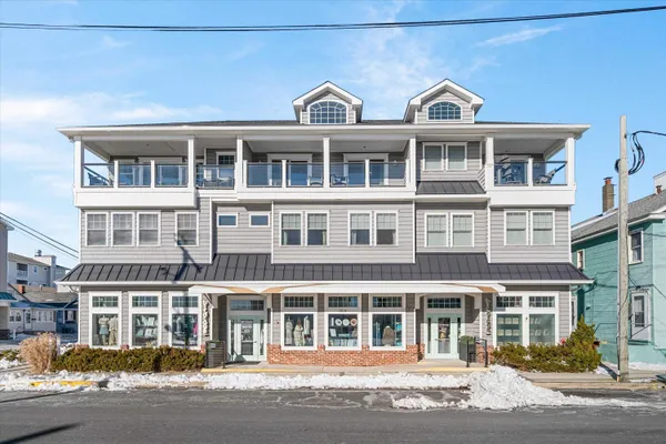 $1,250,000 | 3914 Pleasure Avenue, Unit 202, Sea Isle City, NJ 08243