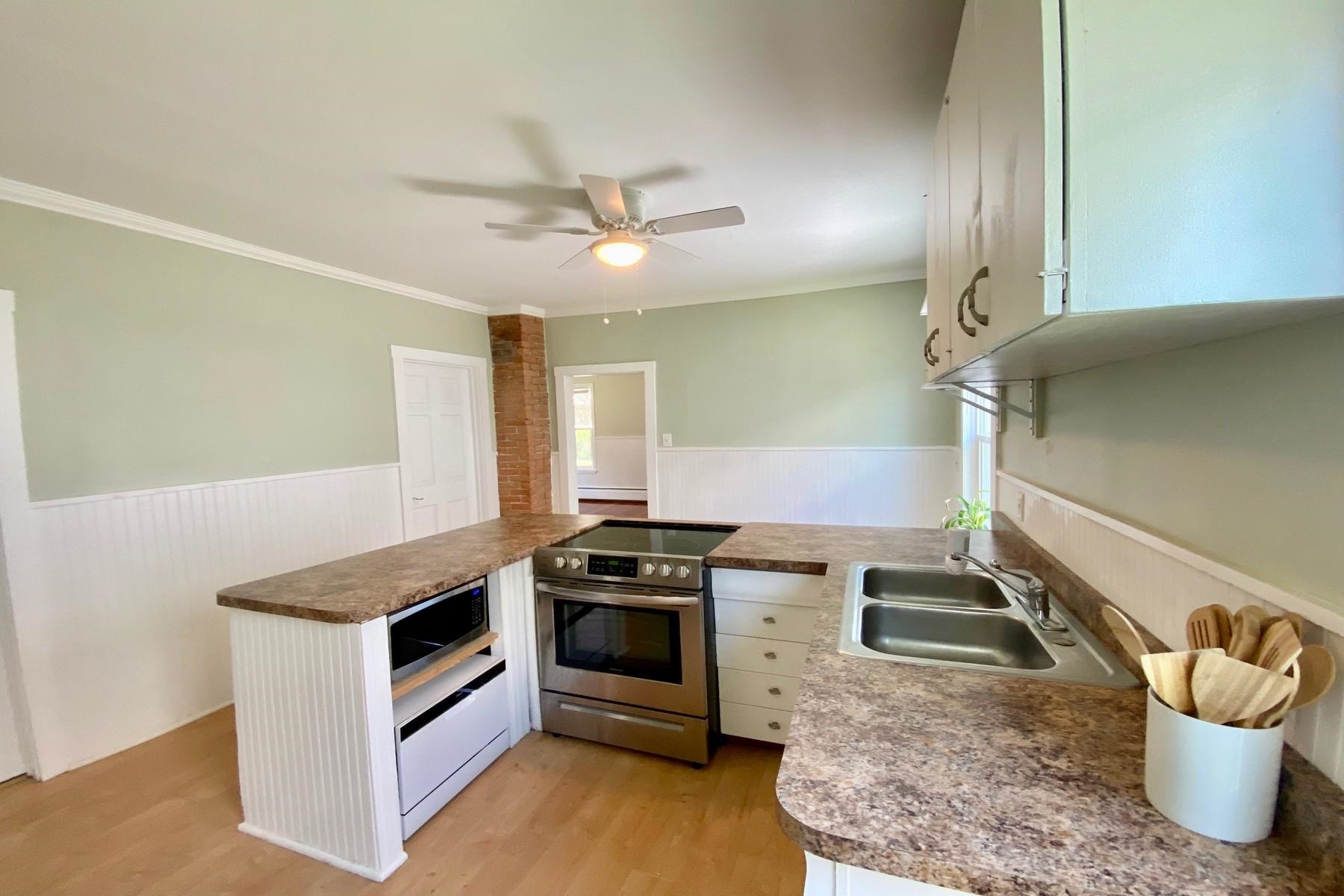 88 Franklin Street Rutland, VT 05701 - Photo 6 of 15