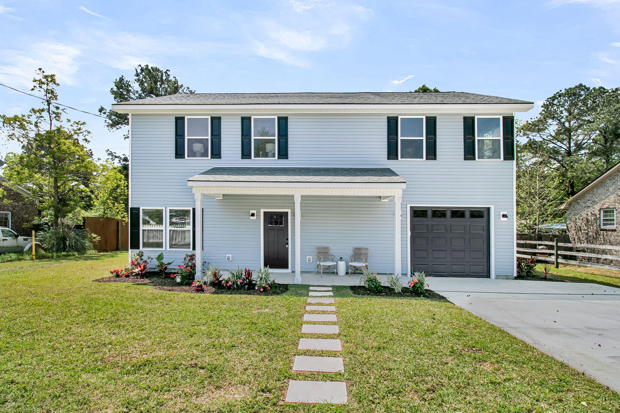5889 North Rhett Avenue Hanahan, SC 29410 - Photo 5 of 31 5889 N Rhett Ave