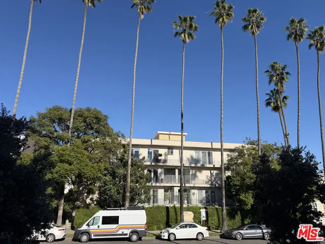 $8,699 | 843 4th Street, Unit 207, Santa Monica, CA 90403