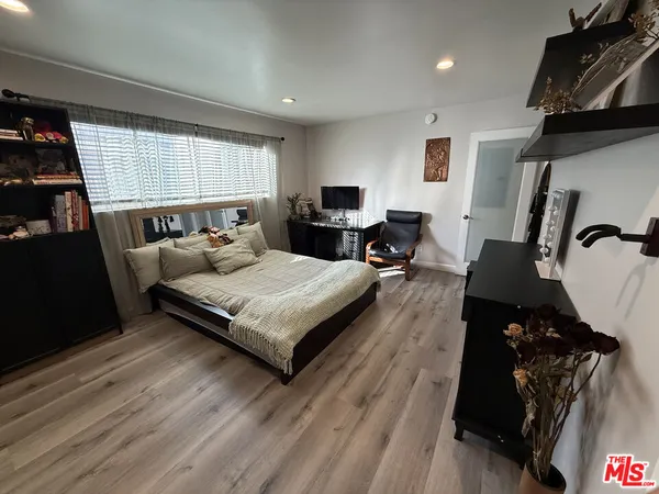 $8,699 | 843 4th Street, Unit 207, Santa Monica, CA 90403