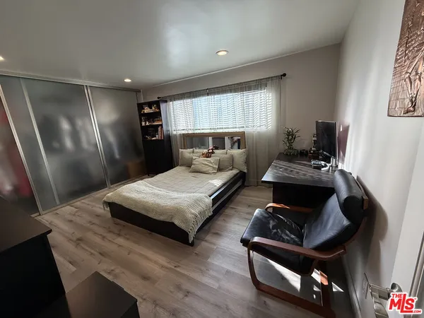 $8,699 | 843 4th Street, Unit 207, Santa Monica, CA 90403
