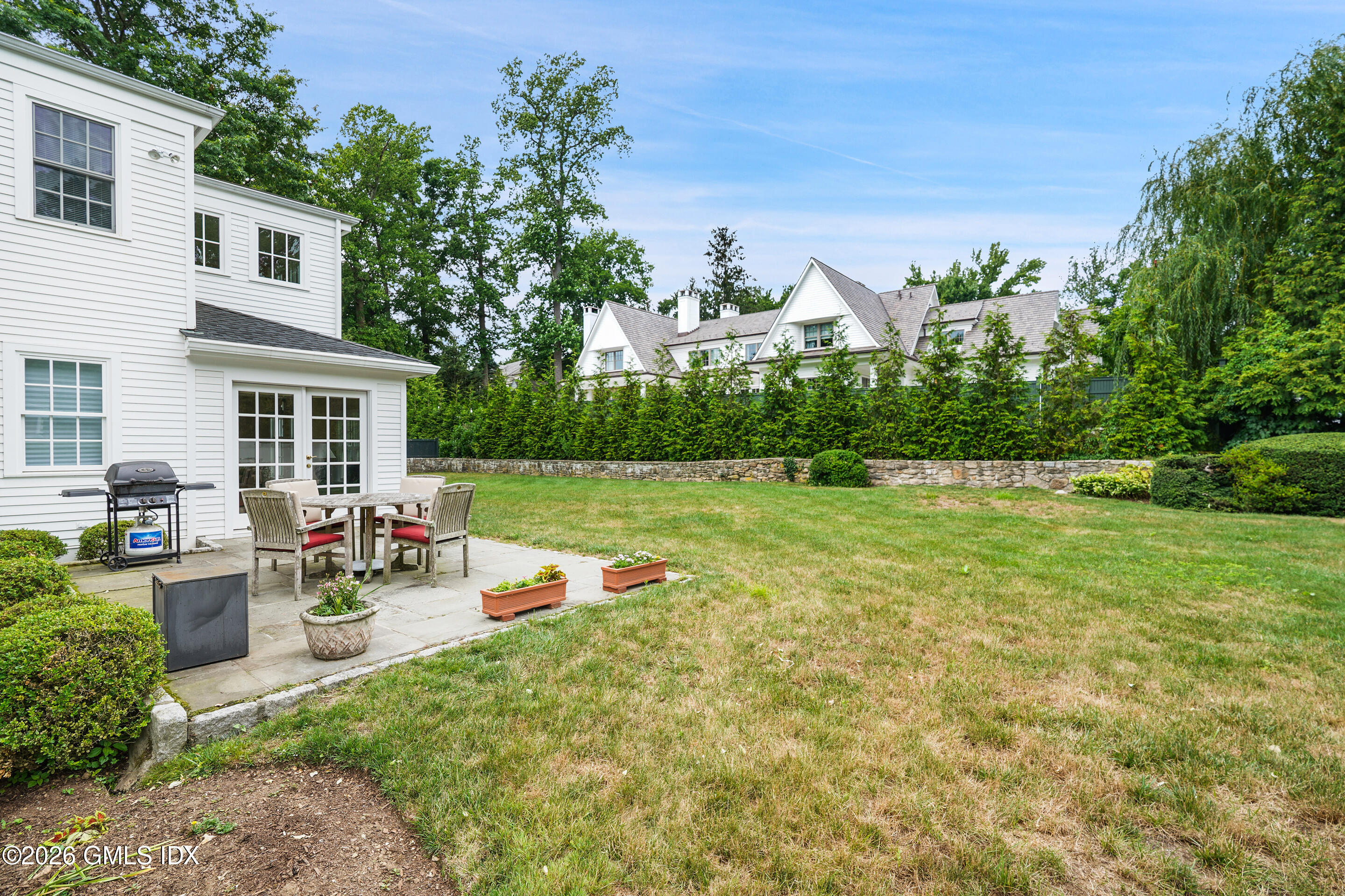 35 Owenoke Way Riverside, CT 06878 - Photo 27 of 33 DSC01033_1