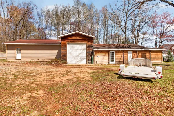 $450,000 | 17099 Sierra Drive, Big Rapids, MI 49307