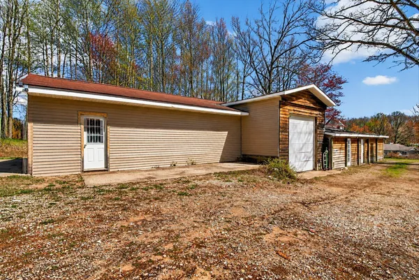 $450,000 | 17099 Sierra Drive, Big Rapids, MI 49307