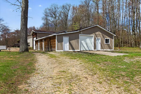 $450,000 | 17099 Sierra Drive, Big Rapids, MI 49307