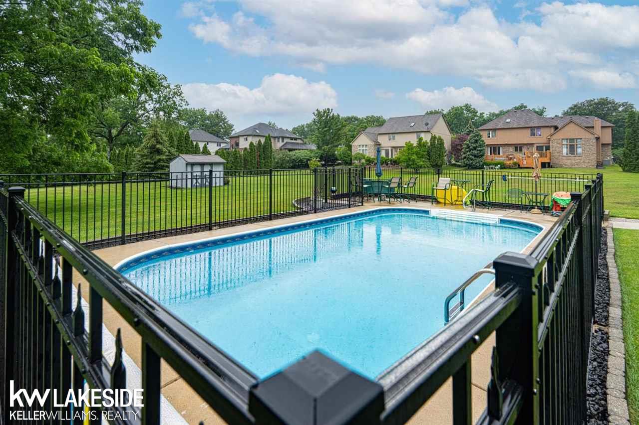 534 Slumber Lane Rochester Hills, MI 48307 - Photo 30 of 36