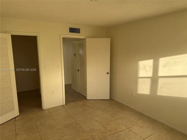 $1,475 | 8100 Sunrise Lakes Boulevard, Unit 108, Sunrise, FL 33322