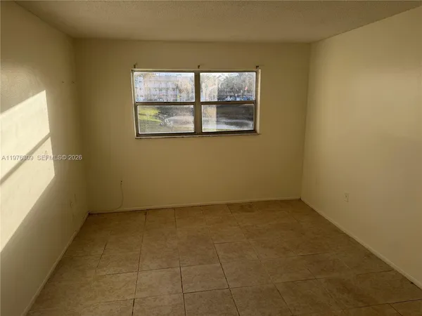 $1,475 | 8100 Sunrise Lakes Boulevard, Unit 108, Sunrise, FL 33322