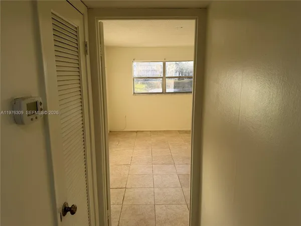$1,475 | 8100 Sunrise Lakes Boulevard, Unit 108, Sunrise, FL 33322
