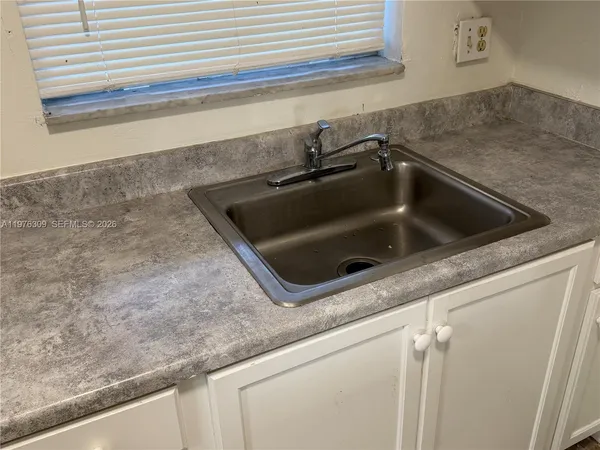 $1,475 | 8100 Sunrise Lakes Boulevard, Unit 108, Sunrise, FL 33322