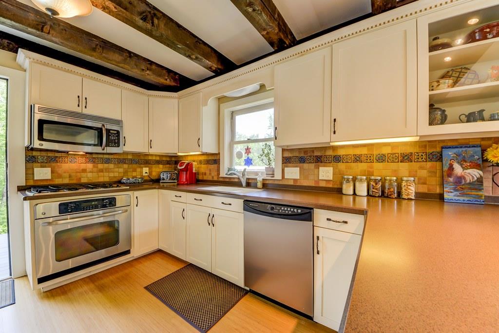 1873 Maple Street Bethlehem, NH 03574 - Photo 11 of 34 Gallery Image 11