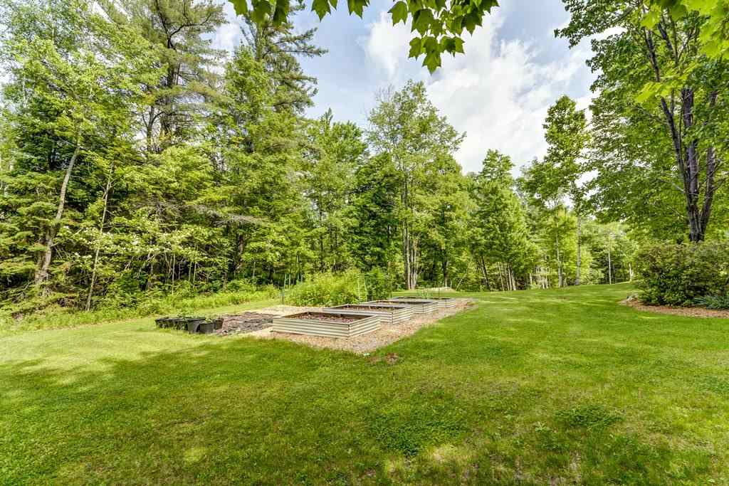 1873 Maple Street Bethlehem, NH 03574 - Photo 32 of 34 Gallery Image 32