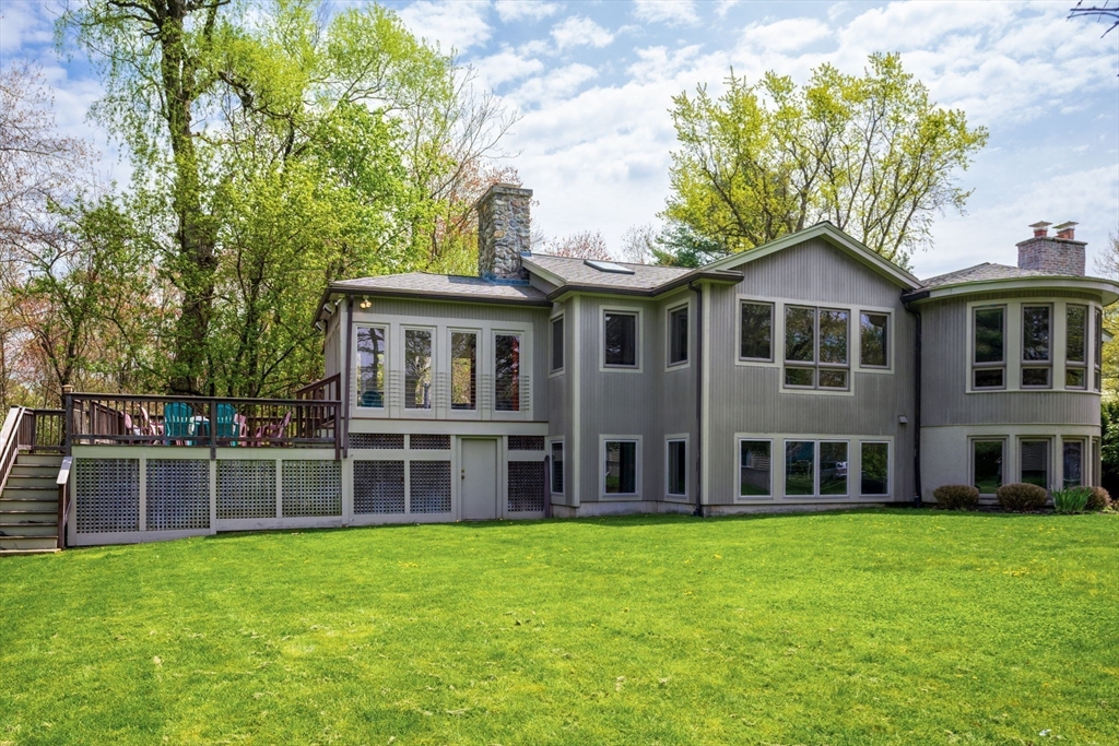 34 Aqueduct Road Wayland, MA 01778 - Photo 3 of 36 Gallery Image 3
