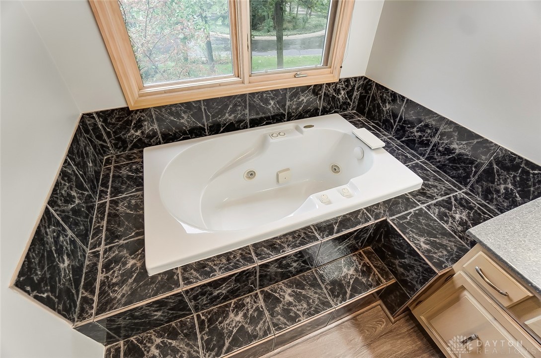 8585 Ridge Creek Court Springboro, OH 45066 - Photo 36 of 58 Gallery Image 36