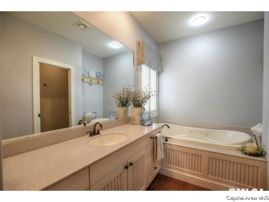 1 Timber Ridge Rochester, IL 62563 - Photo 21 of 36