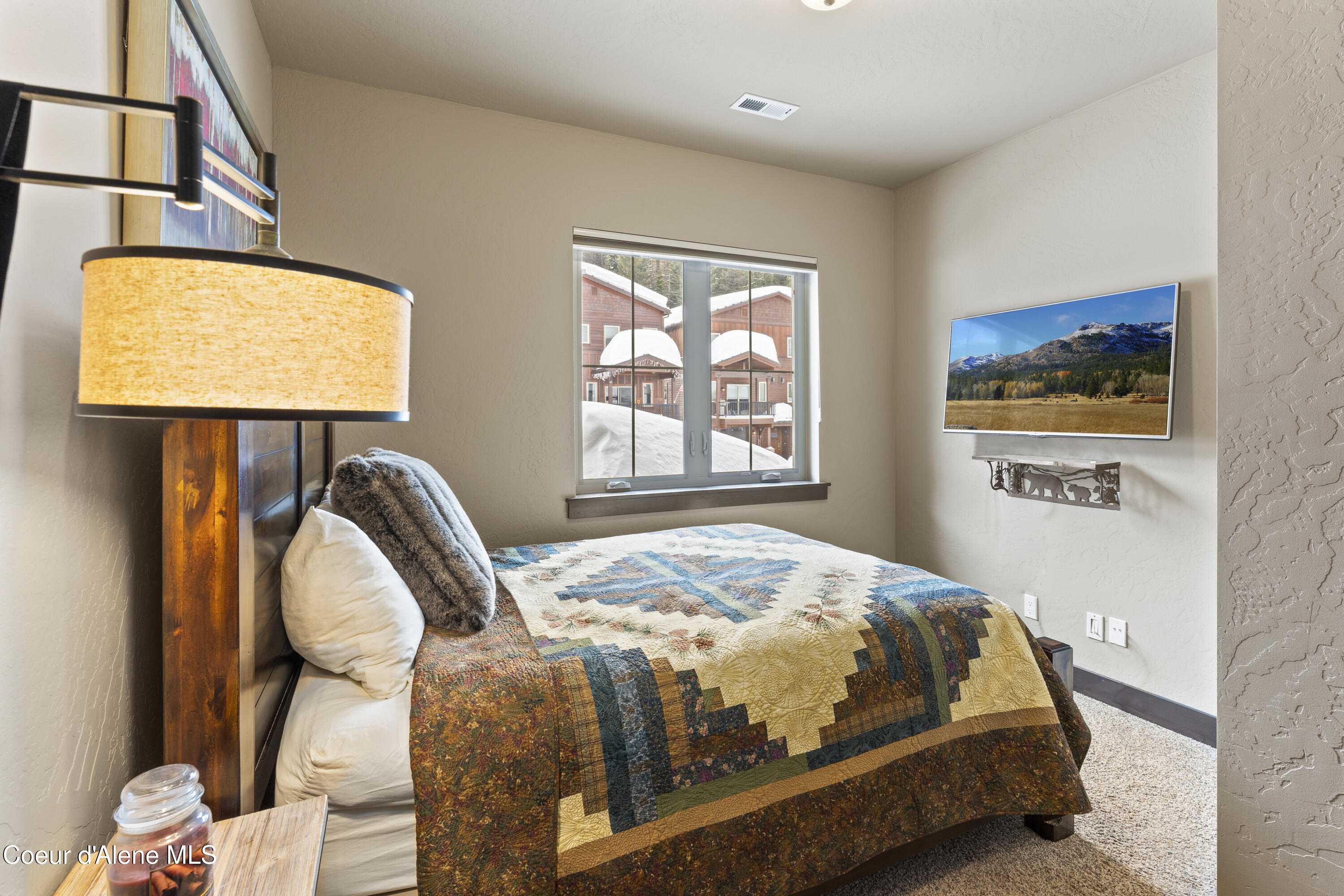 135 Chutes Lane Sandpoint, ID 83864 - Photo 29 of 53 SOM06841