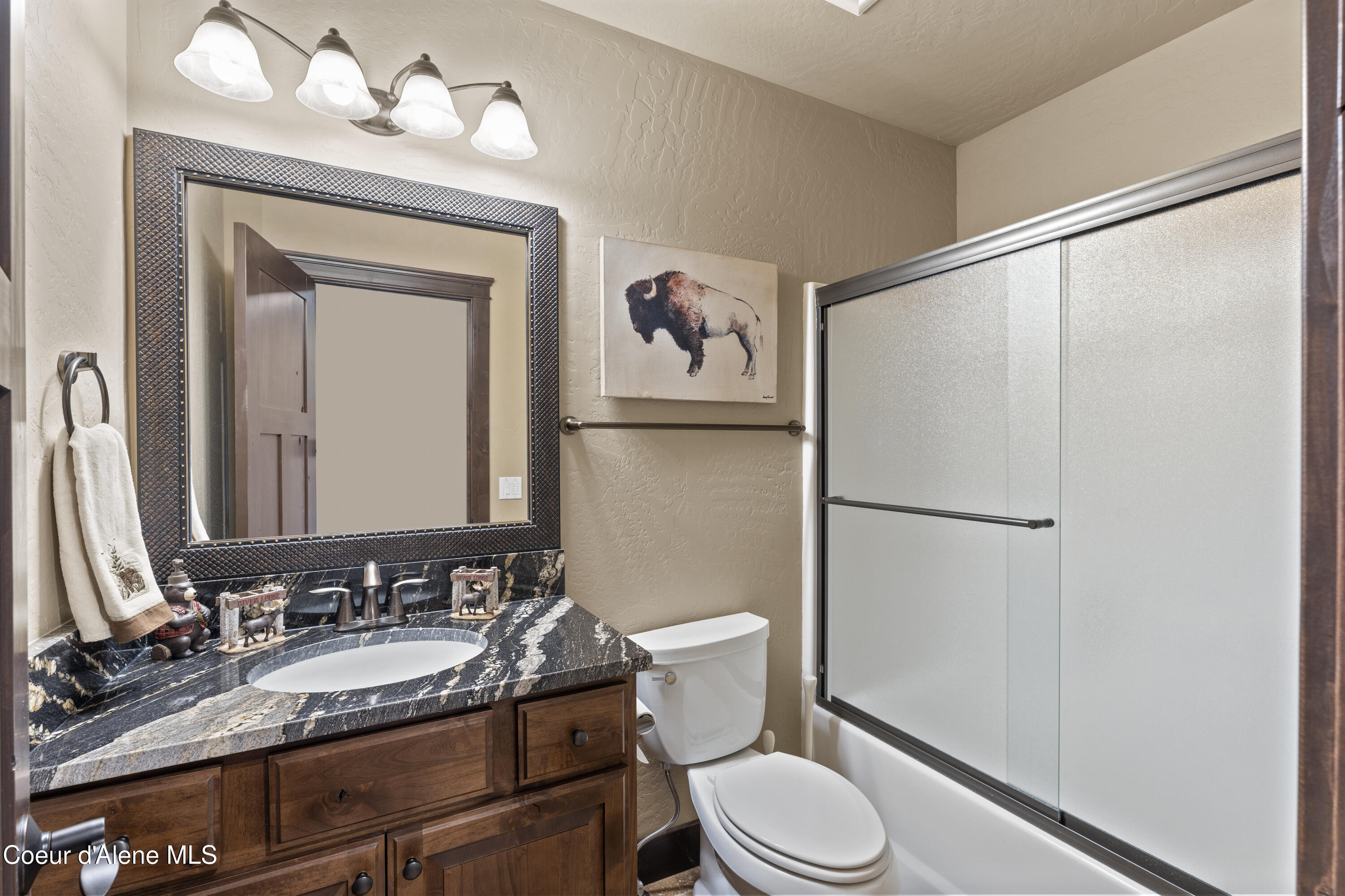 135 Chutes Lane Sandpoint, ID 83864 - Photo 38 of 53 SOM06732