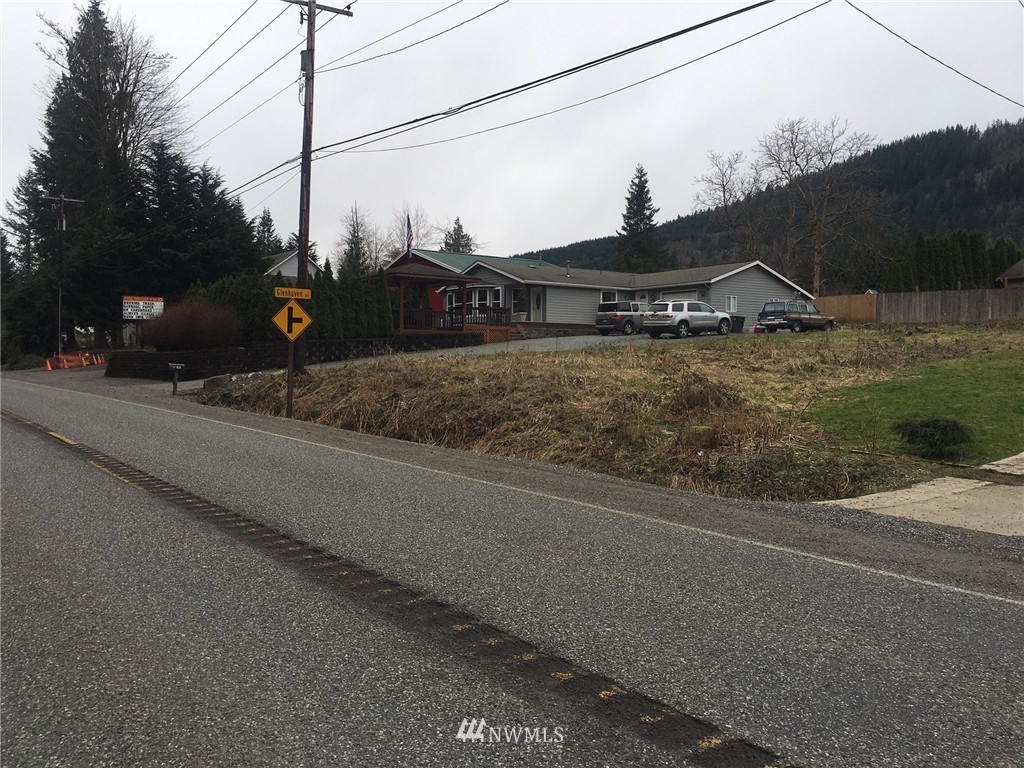-xxxx Cain Lake Road Sedro-Woolley, WA 98284 - Photo 3 of 7 Gallery Image 3