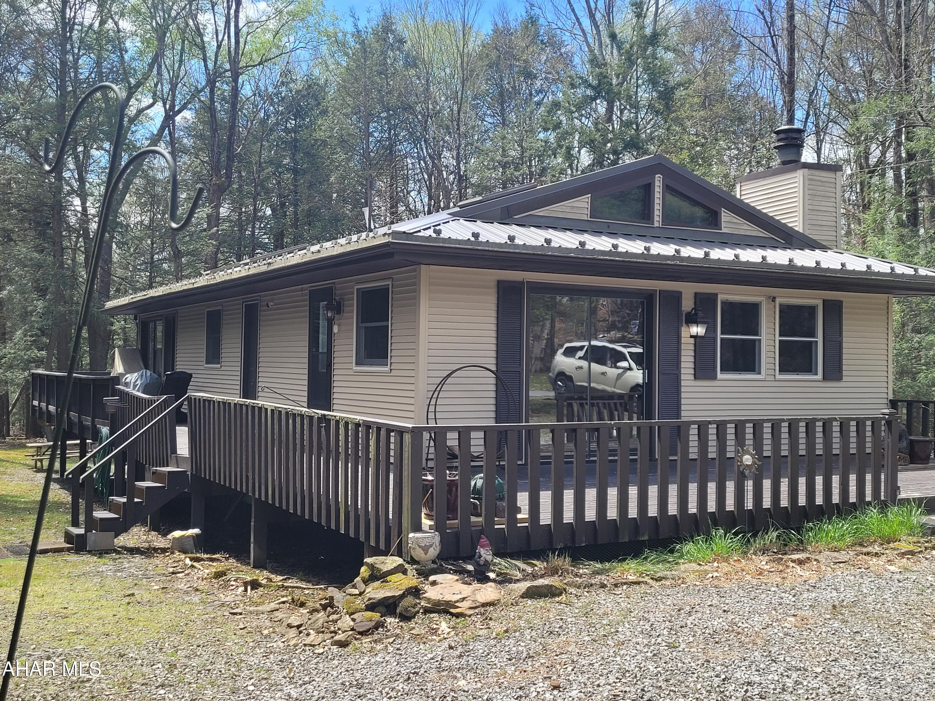 375 Troxell Spring Road Flinton, PA 16640 - Photo 3 of 55