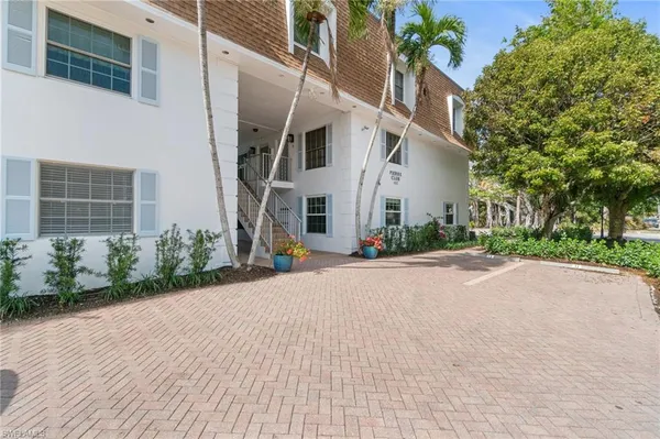 $994,000 | 1222 Gordon Drive, Unit 2, Naples, FL 34102