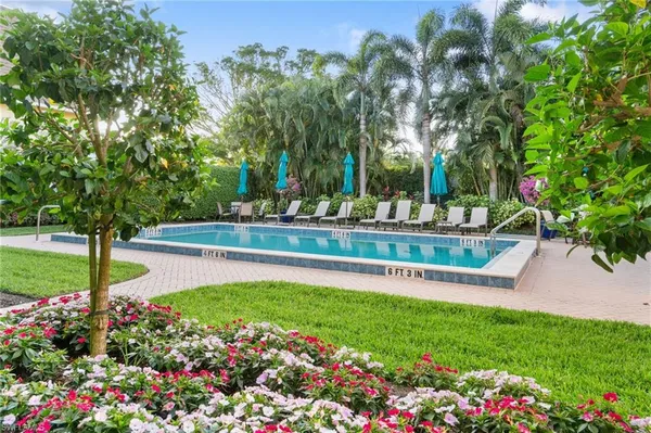 $994,000 | 1222 Gordon Drive, Unit 2, Naples, FL 34102