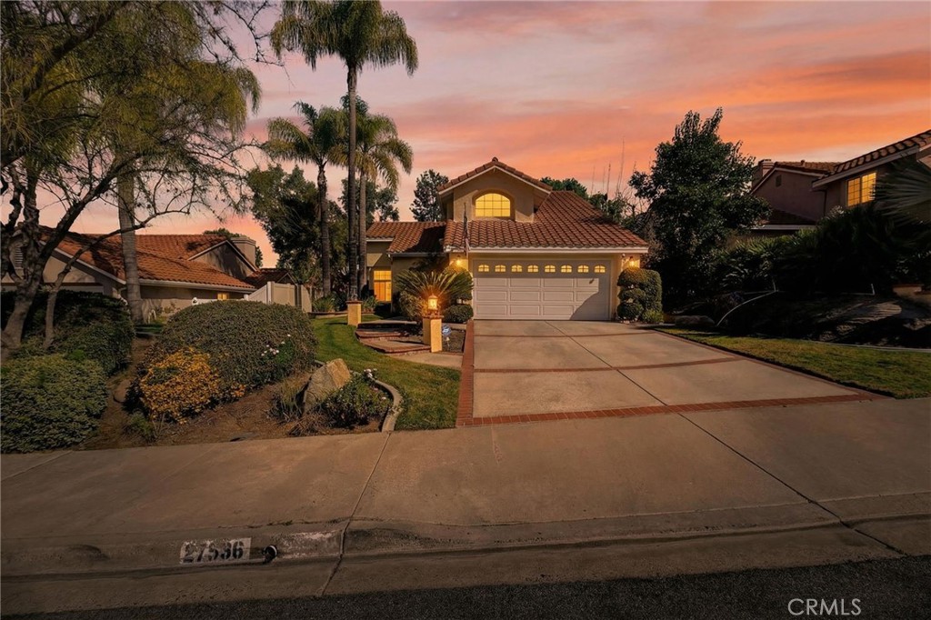 27536 Swallow Court Temecula, CA 92591 - Photo 1 of 1 a view of a yard in front of the house